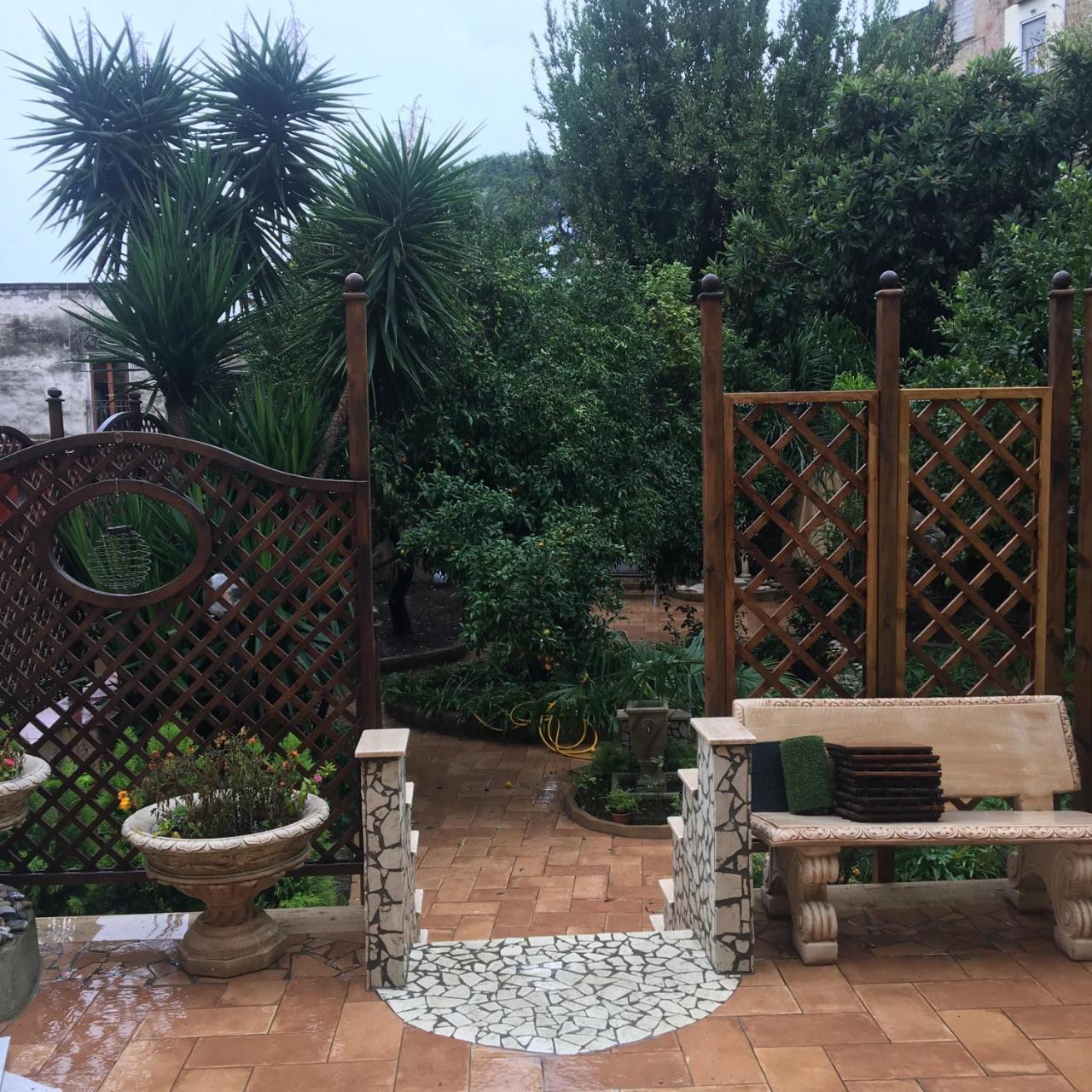 Il Giardino Di Daphne Bed & Breakfast Napoli Dış mekan fotoğraf